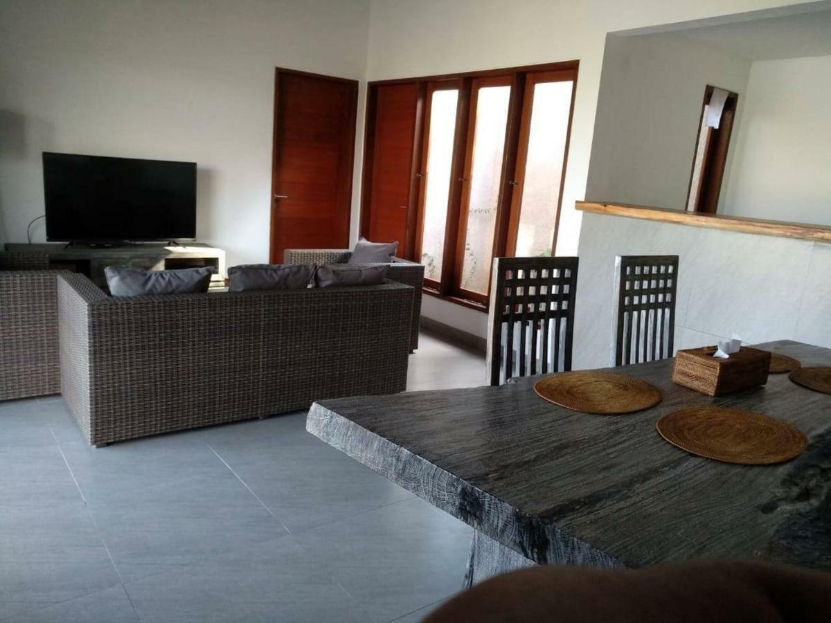 Titi Villa Bringkit Dış mekan fotoğraf